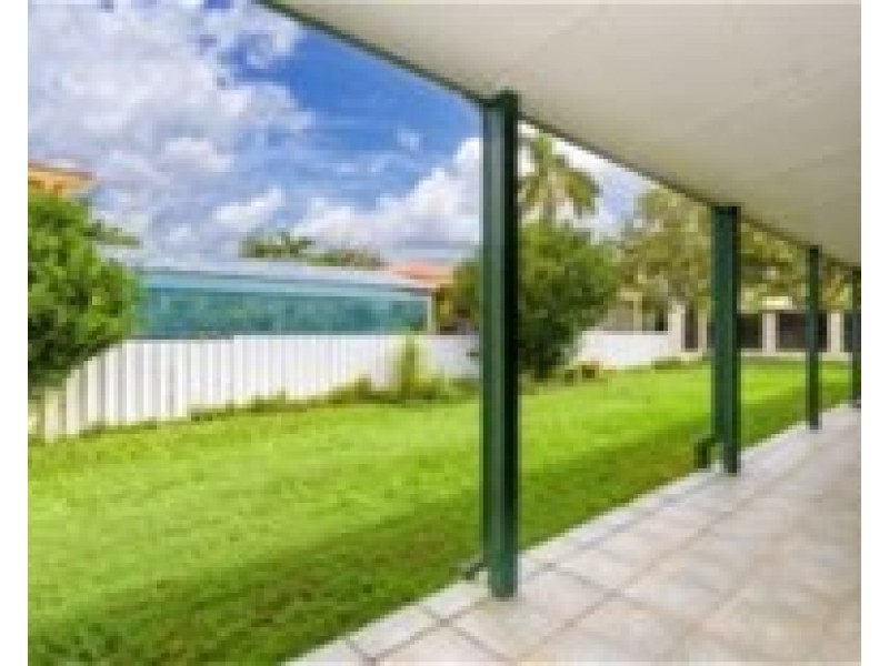9 Sterling Castle Road, Tin Can Bay QLD 4580