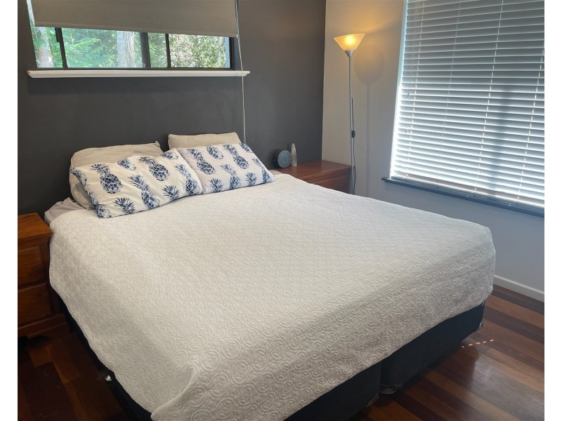 4 Pease Blossom Street, Coes Creek QLD 4560