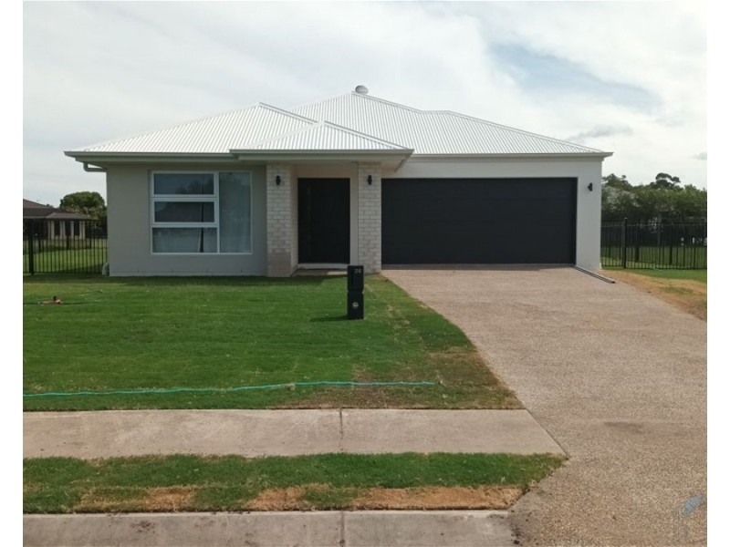 26 Barramundi Drive, Burrum Heads QLD 4659
