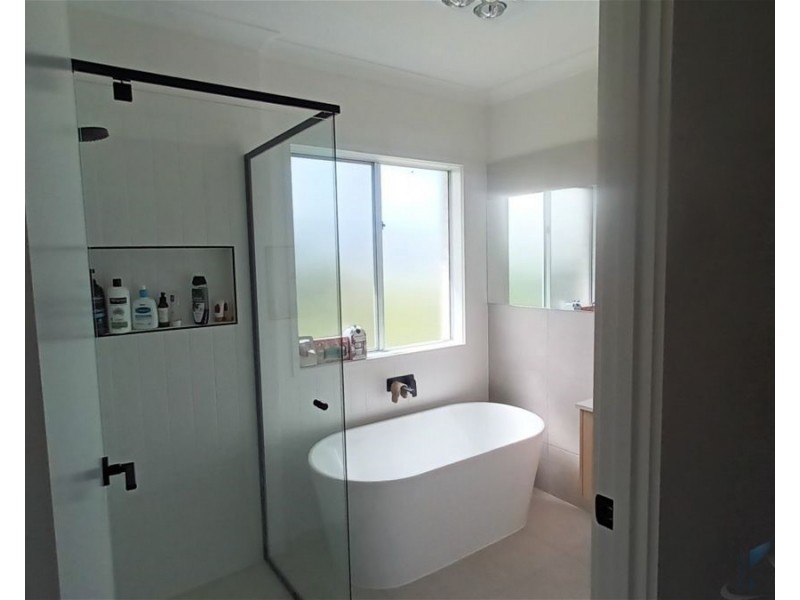 26 Barramundi Drive, Burrum Heads QLD 4659