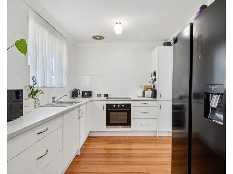 28 Sunningdale Drive, Christie Downs SA 5164