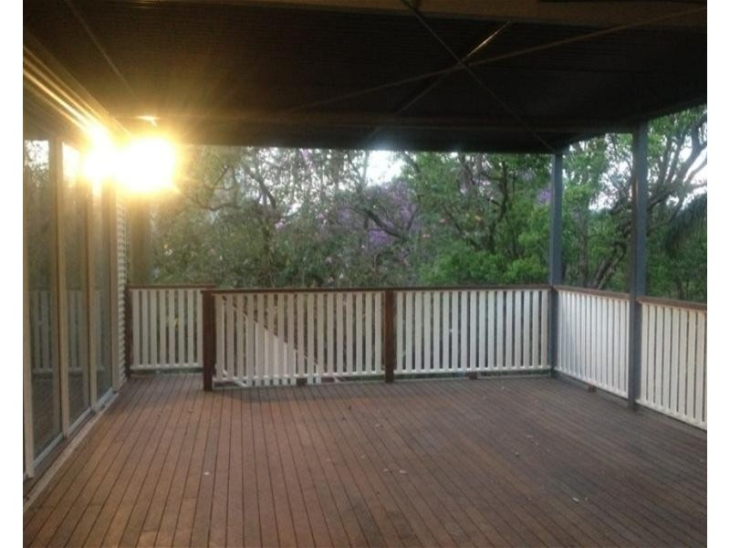 Bardon QLD 4065