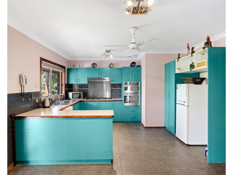 3 Love Close, Maddingley VIC 3340