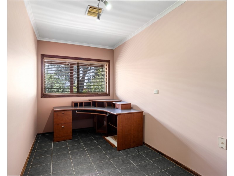 3 Love Close, Maddingley VIC 3340