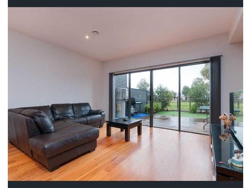 16/80B Royal Terrace, Craigieburn VIC 3064