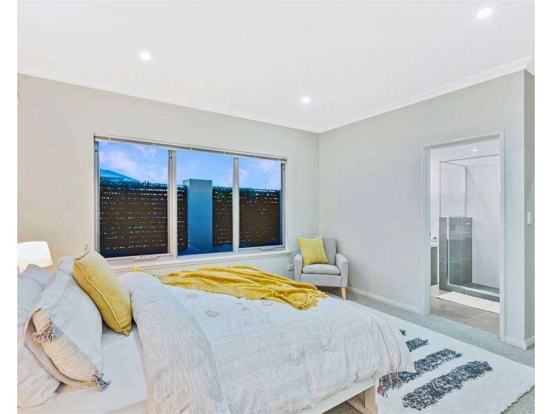 11/68 Hickman Road, Silver Sands WA 6210