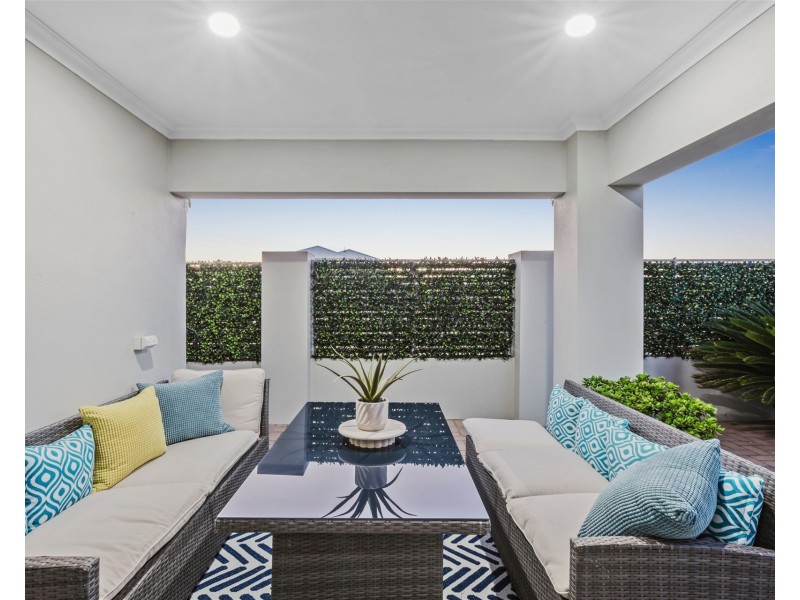 11/68 Hickman Road, Silver Sands WA 6210