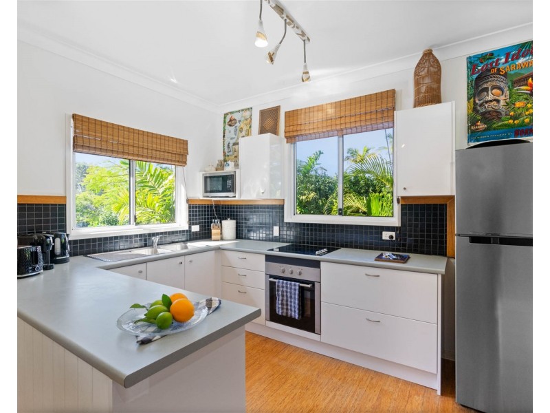 13 Oasis Drive, Russell Island QLD 4184