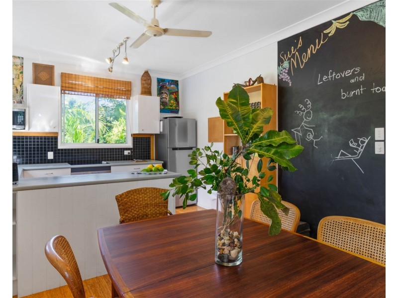 13 Oasis Drive, Russell Island QLD 4184