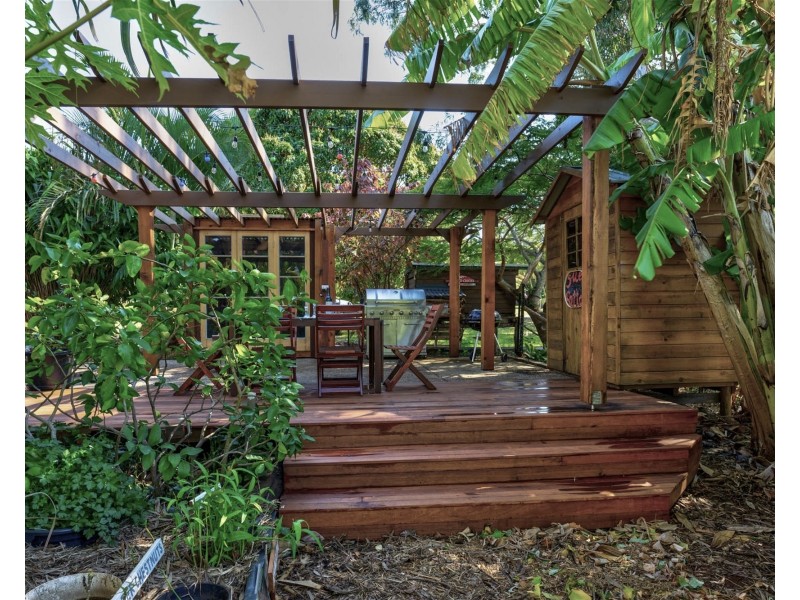 13 Oasis Drive, Russell Island QLD 4184