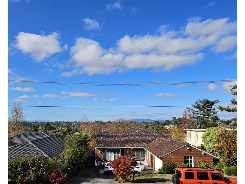 1/3 Kelly Street, Doncaster VIC 3108