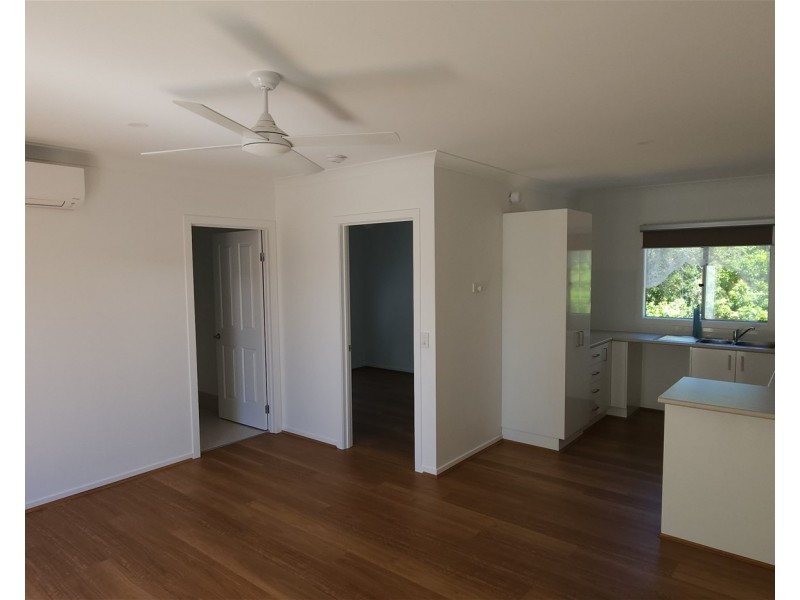 1 & 2/26 Alawoona Street, Redbank Plains QLD 4301