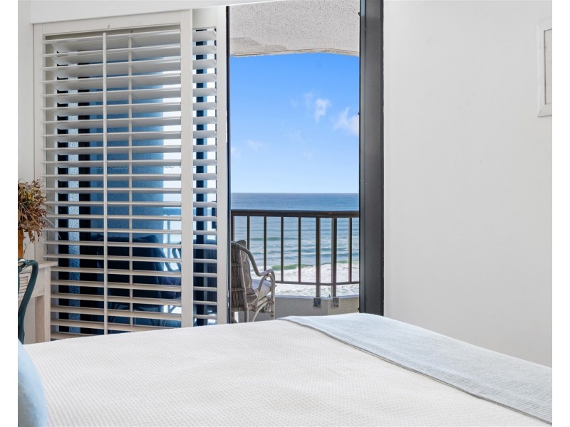 10i/828 Pacific Parade, Currumbin QLD 4223