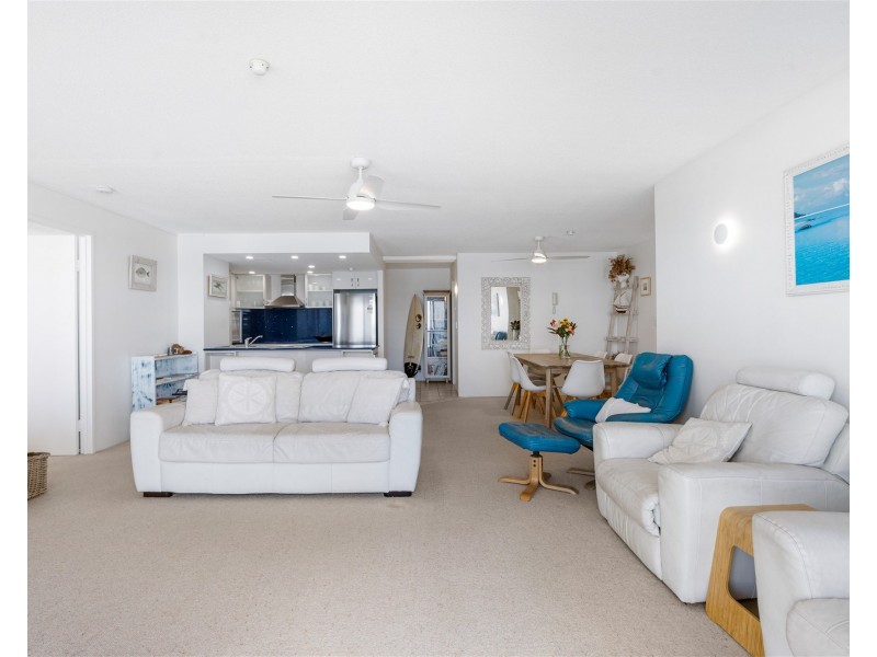 10i/828 Pacific Parade, Currumbin QLD 4223