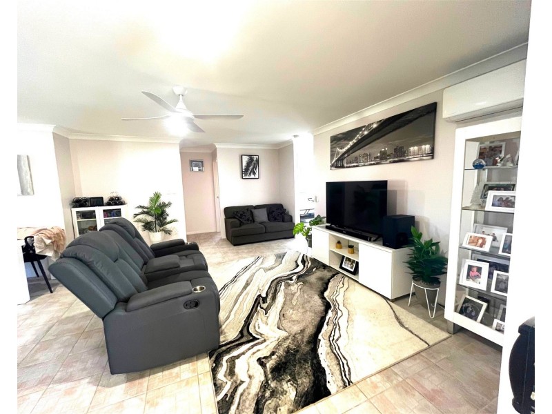 16 Warringal Court, Burrum Heads QLD 4659