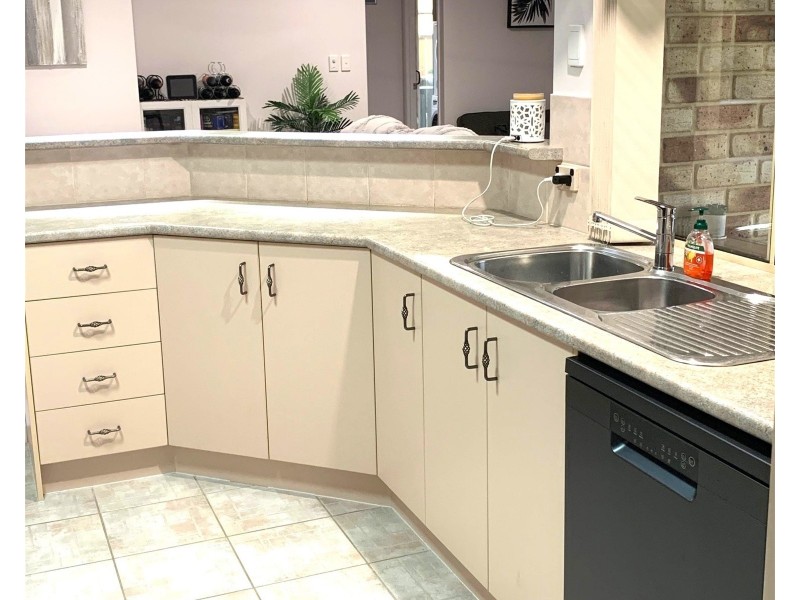 16 Warringal Court, Burrum Heads QLD 4659