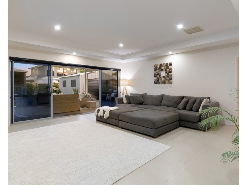 122 Foreshore Drive, Singleton WA 6175