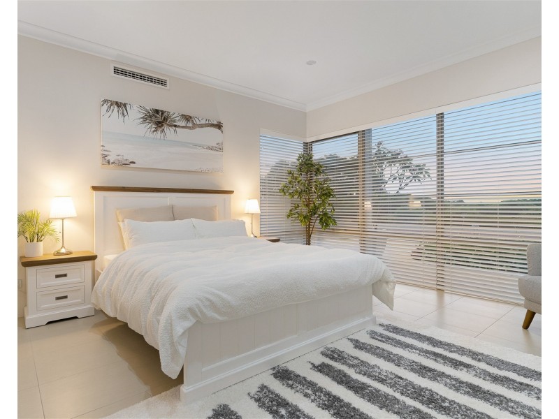 122 Foreshore Drive, Singleton WA 6175