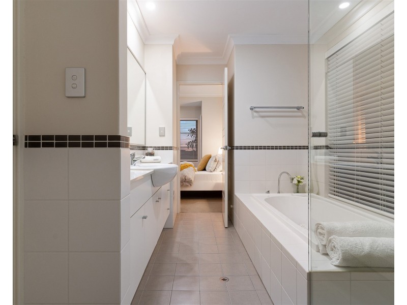 122 Foreshore Drive, Singleton WA 6175