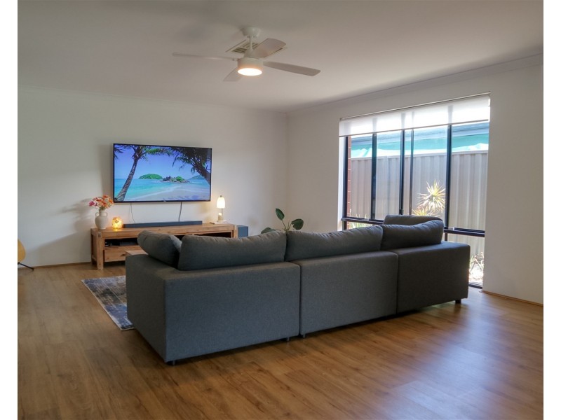 28 Currawong Way, Erskine WA 6210