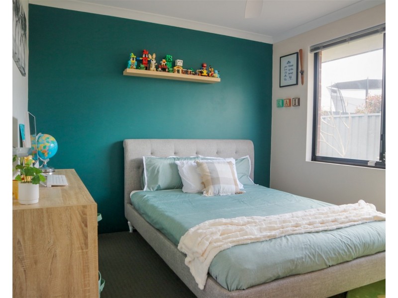 28 Currawong Way, Erskine WA 6210