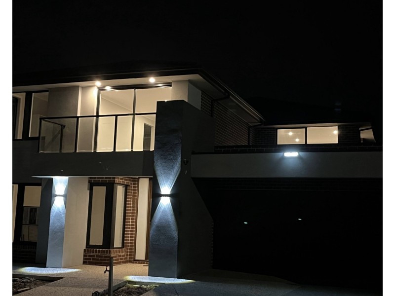 6  Bridgefield Parkway, Rockbank VIC 3335