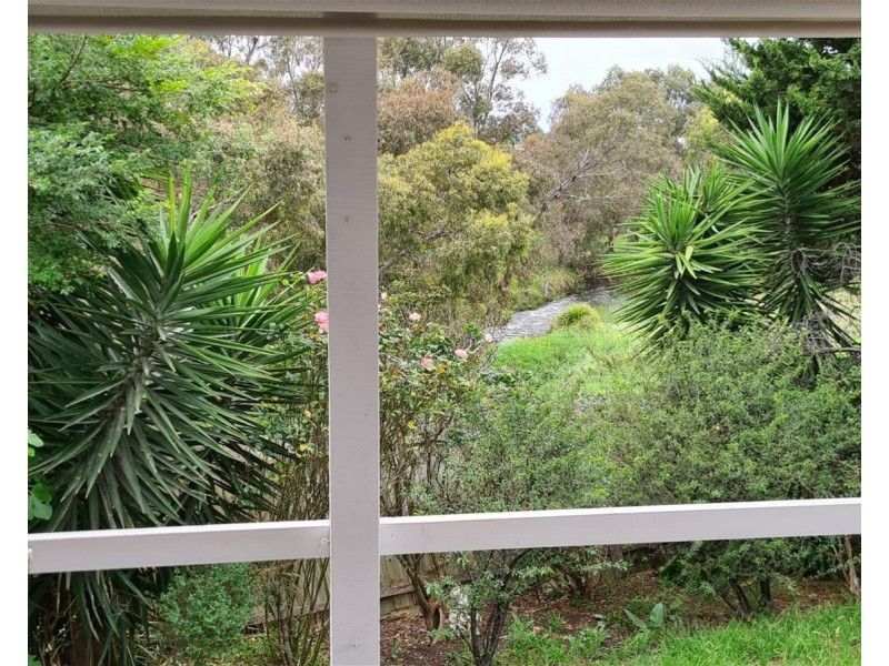 61 Sanders Avenue, Sunshine West VIC 3020