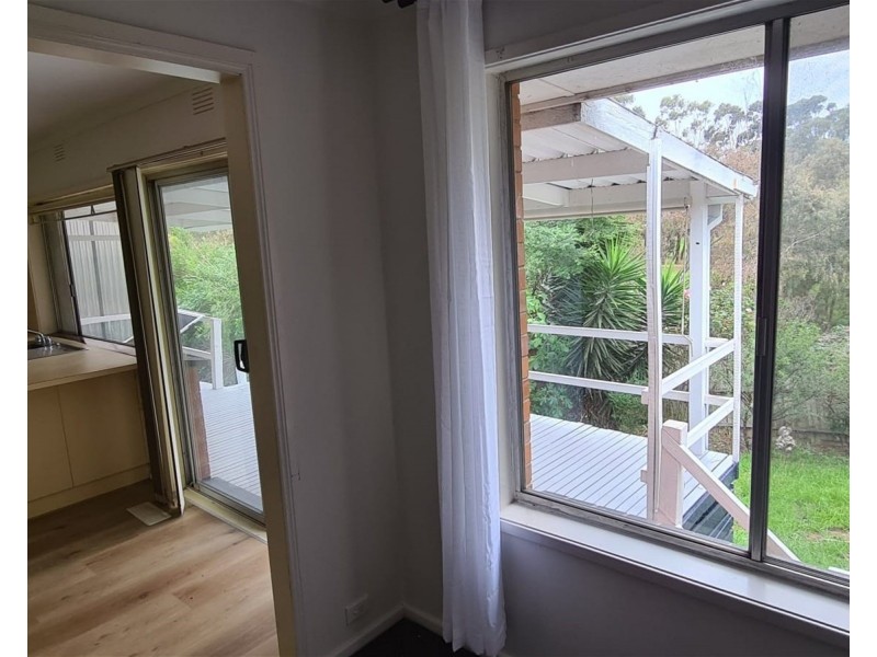 61 Sanders Avenue, Sunshine West VIC 3020