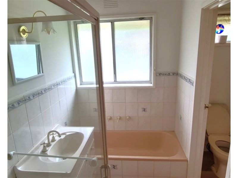 61 Sanders Avenue, Sunshine West VIC 3020