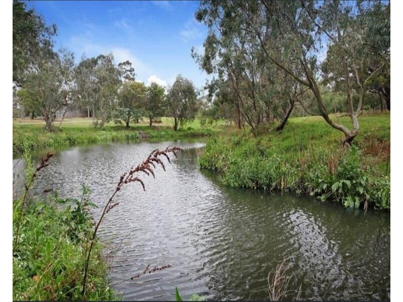 61 Sanders Avenue, Sunshine West VIC 3020