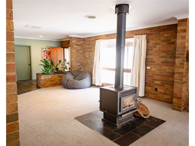 223 Baileys Rd, Wangaratta South VIC 3678