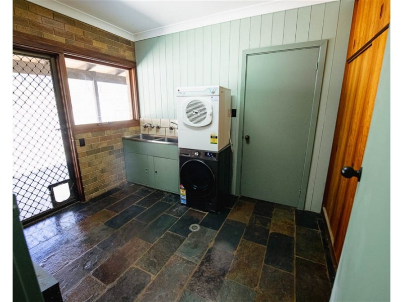 223 Baileys Rd, Wangaratta South VIC 3678