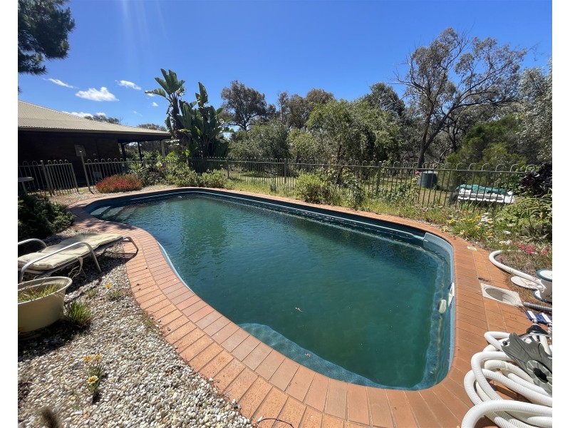 223 Baileys Rd, Wangaratta South VIC 3678