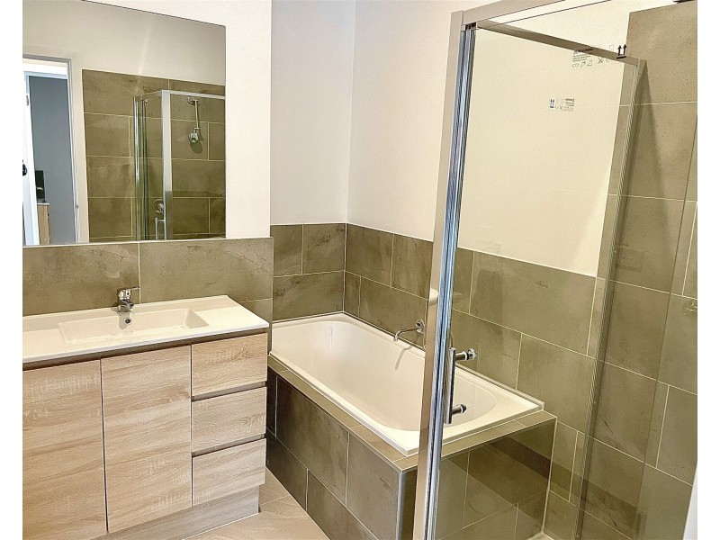 2/106A Beverin Street, Sebastopol VIC 3356