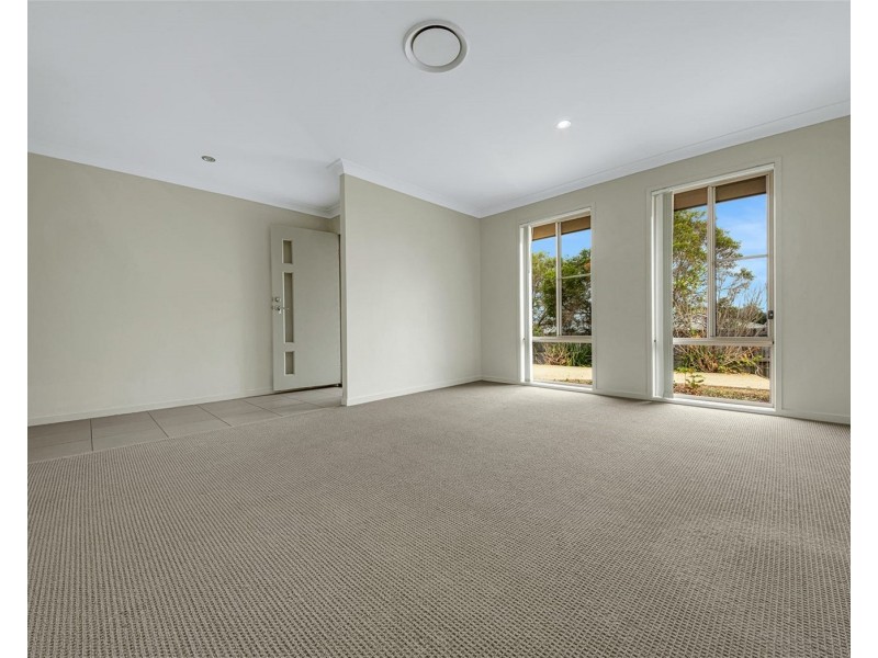 15 Abbey Place, Calliope QLD 4680