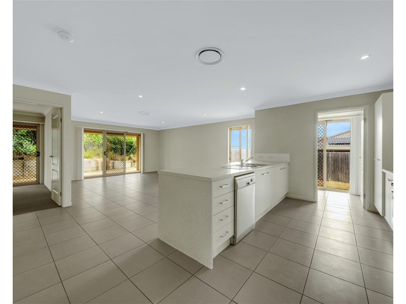 15 Abbey Place, Calliope QLD 4680