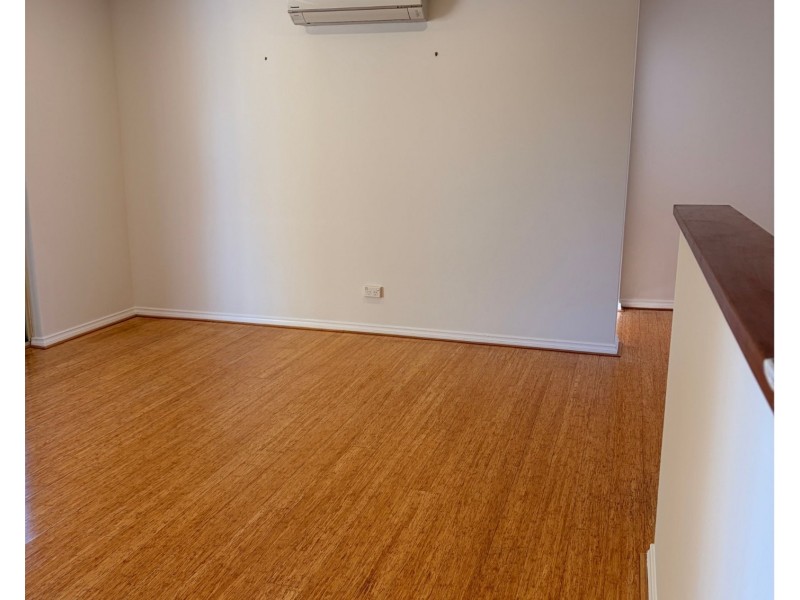 1/46  Crocker Way, Innaloo WA 6018