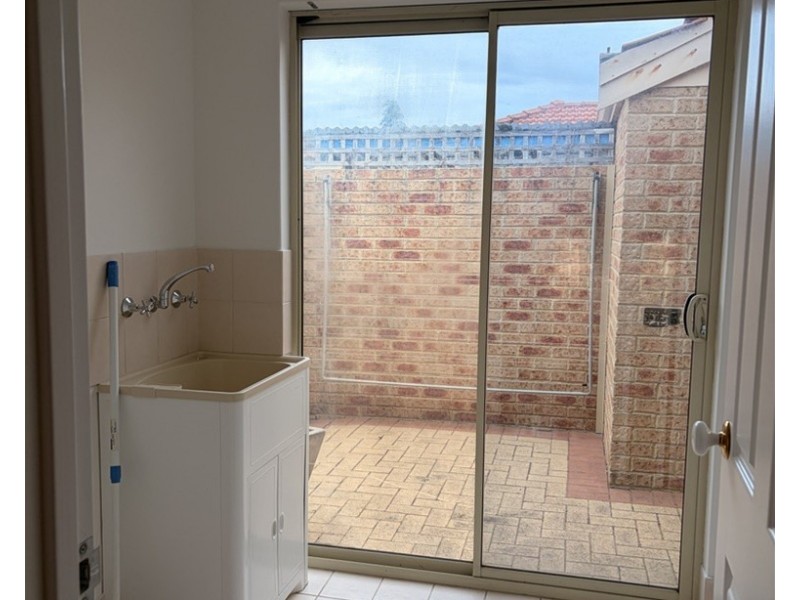 1/46  Crocker Way, Innaloo WA 6018