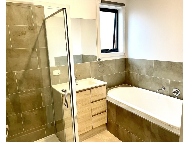 3/106A Beverin Street, Sebastopol VIC 3356