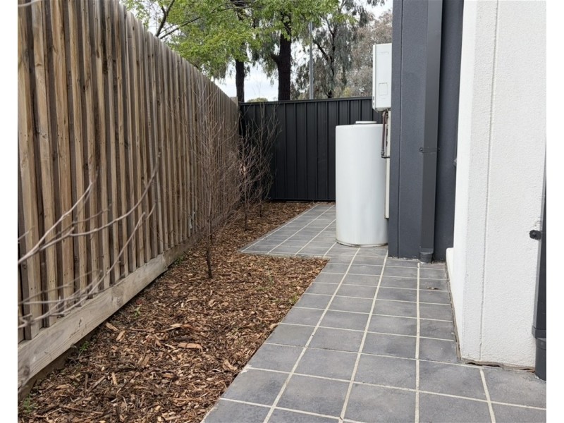 15 Kavanagh Crs, Keilor Downs VIC 3038