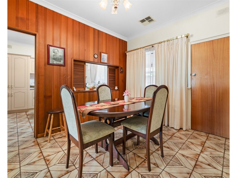 10 Park Tce, North Plympton SA 5037