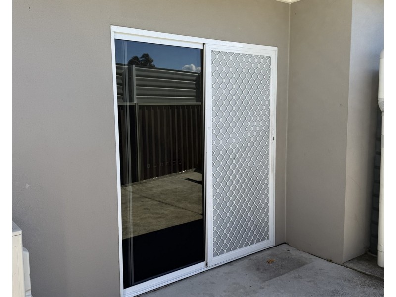 9A/Agnew Close, Bossley Park NSW 2176