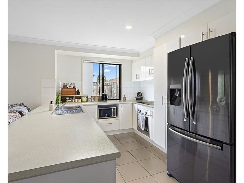 16 Huxley Street, Redbank Plains QLD 4301