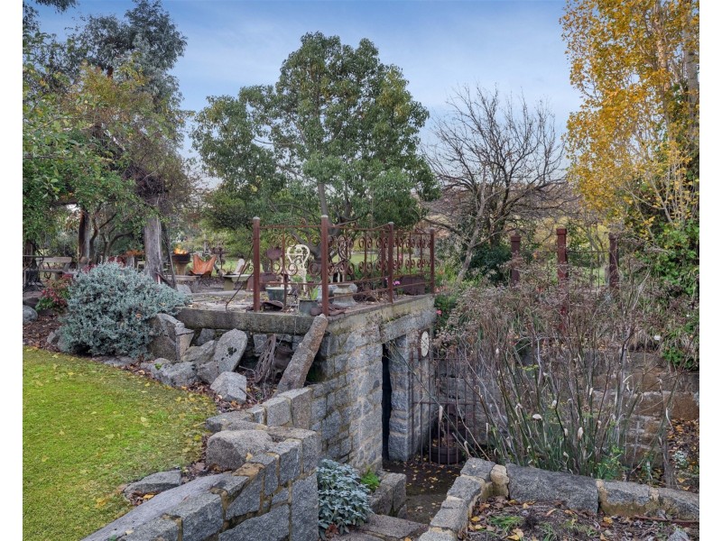 3/3120 Harmony Way, Faraday VIC 3451