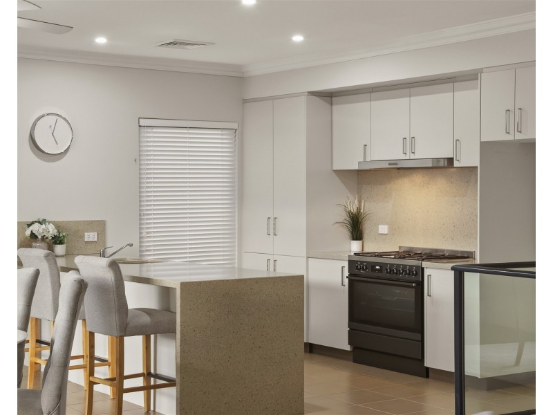 28 Endeavour Circle, Wannanup WA 6210