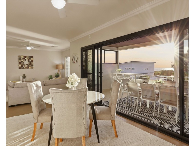28 Endeavour Circle, Wannanup WA 6210