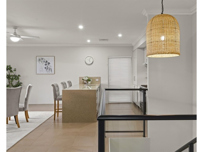 28 Endeavour Circle, Wannanup WA 6210
