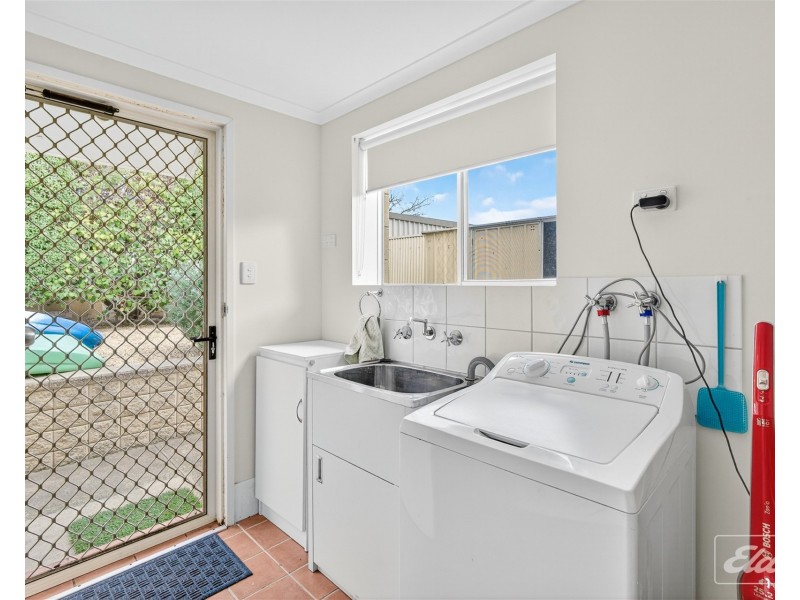 17 Captain Sturt Parade, Hindmarsh Island SA 5214
