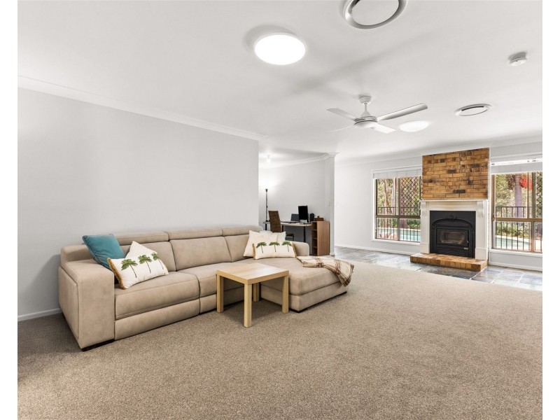 36 Montego Court, Eatons Hill QLD 4037