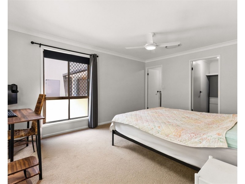 36 Montego Court, Eatons Hill QLD 4037